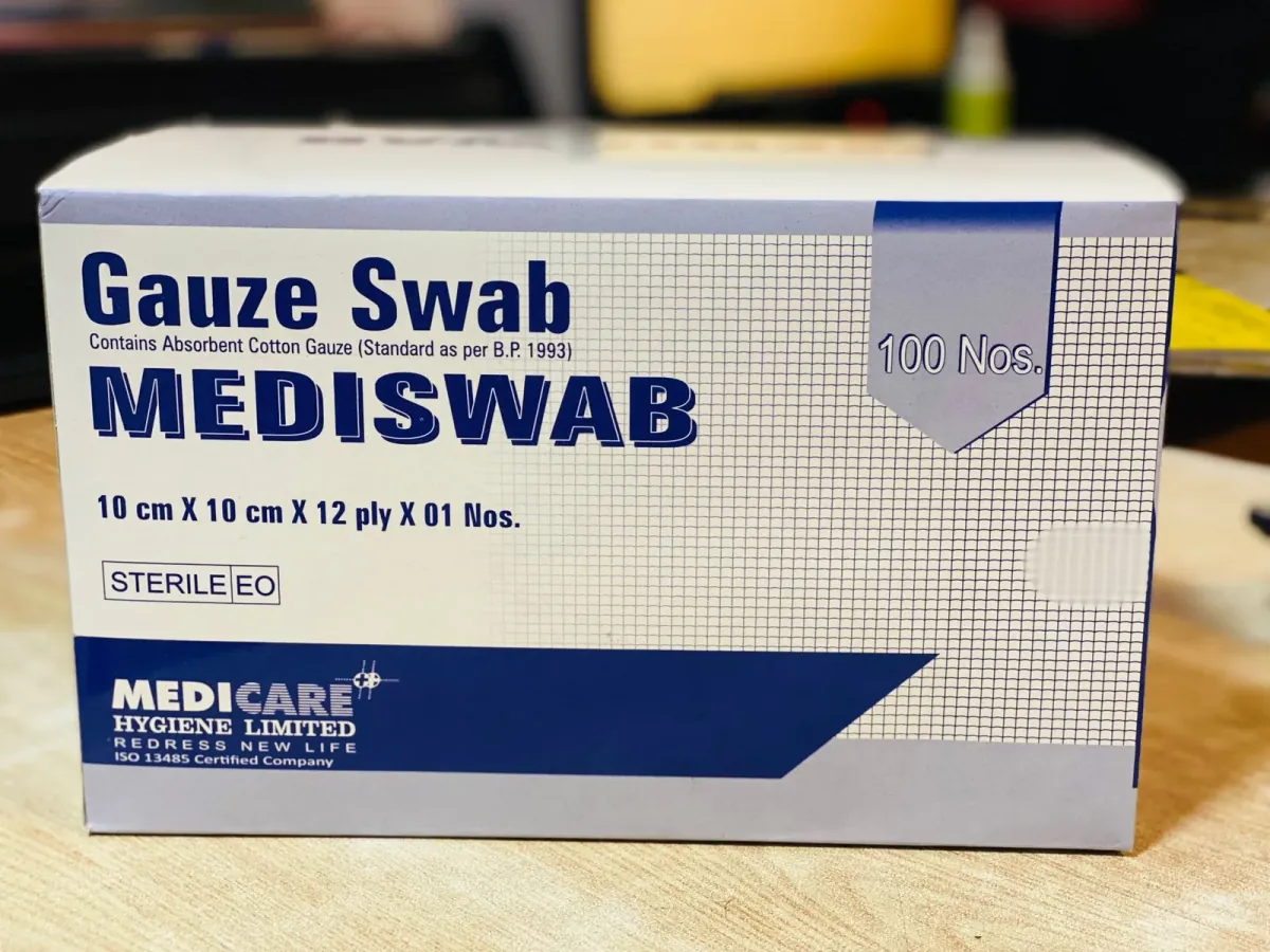 Gauze Swab Medicare – Sterile & High-Quality Medical Cotton Swabs